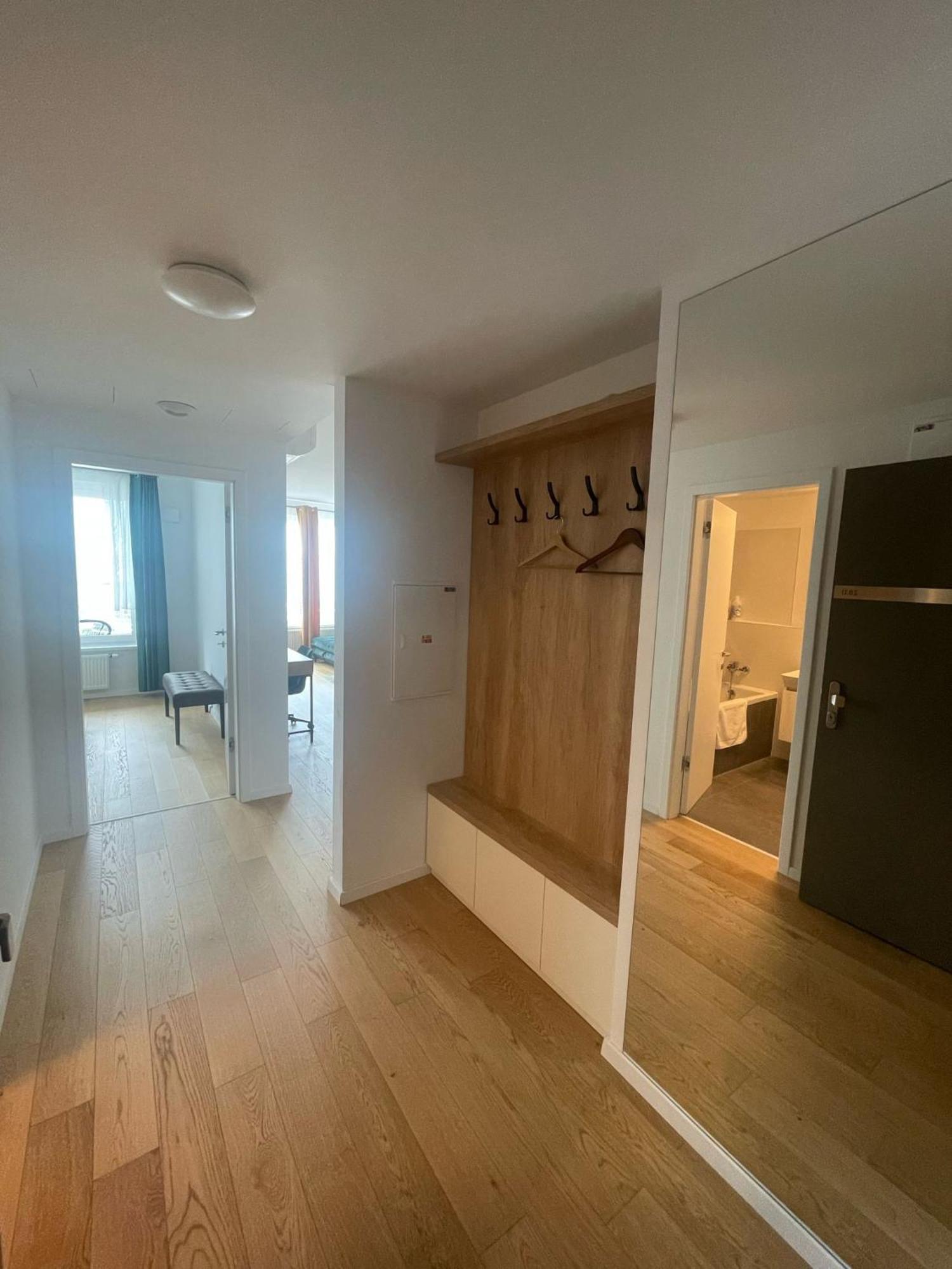 New Downtown Apartment Couple Minute From The Old Town Μπρατισλάβα Εξωτερικό φωτογραφία