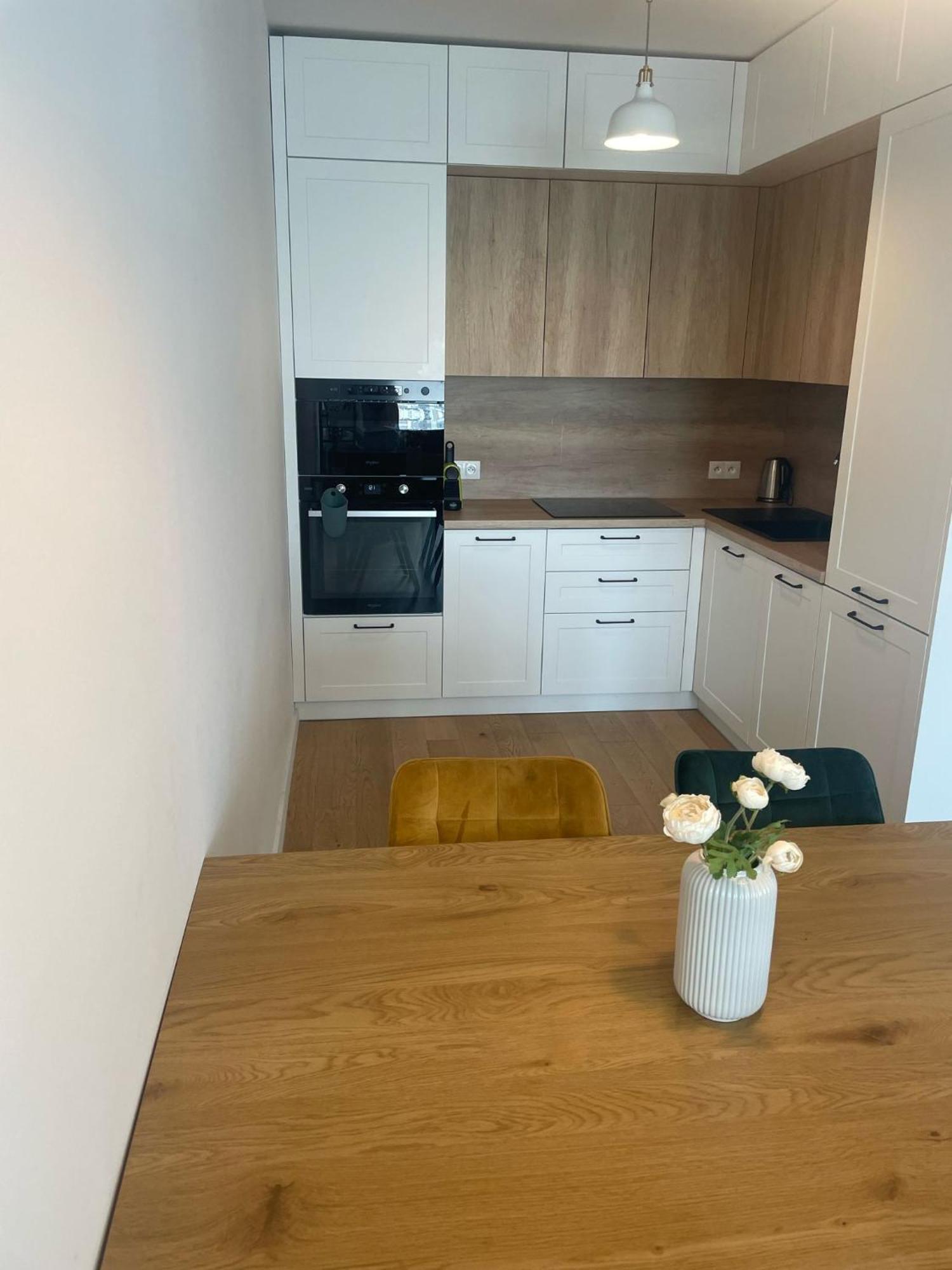 New Downtown Apartment Couple Minute From The Old Town Μπρατισλάβα Εξωτερικό φωτογραφία